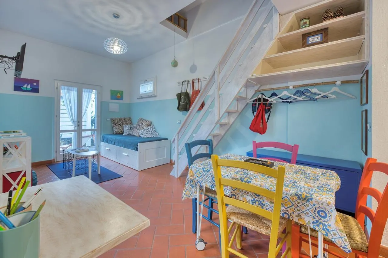 Casa Celeste - Goelba Pomonte 0*,